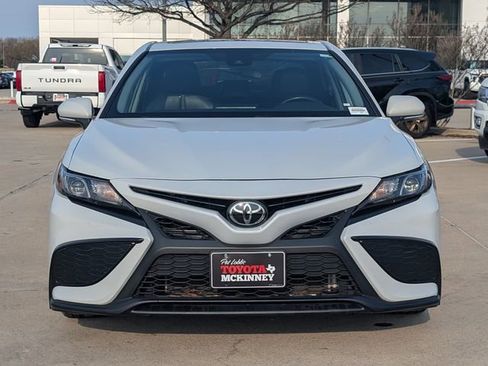 Used 2024 Toyota Camry SE image 7