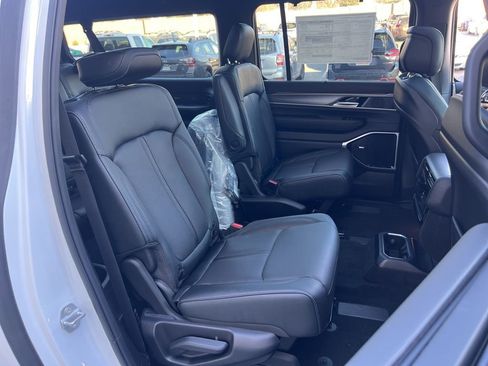 New 2026 Jeep Grand Wagoneer L Limited AWD/4WD image 26
