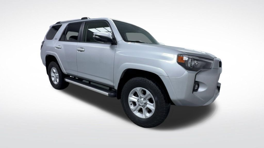 Certified 2023 Toyota 4Runner SR5 Premium w/ Moonroof Package AWD/4WD image 20