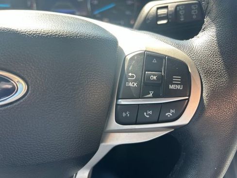 Used 2023 Ford Explorer XLT w/ Equipment Group 202A RWD image 13