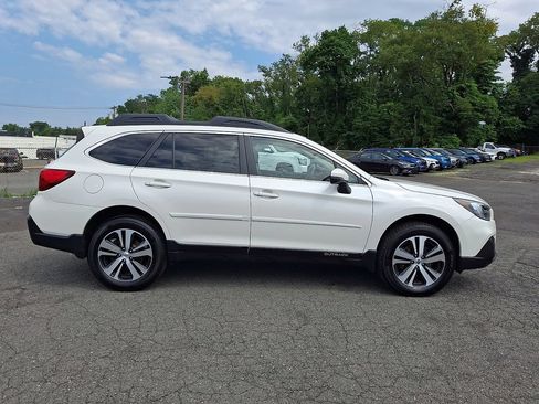 Used 2019 Subaru Outback 2.5i Limited AWD/4WD image 10