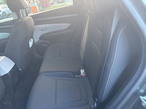 Used 2023 Hyundai Tucson SE FWD image 15