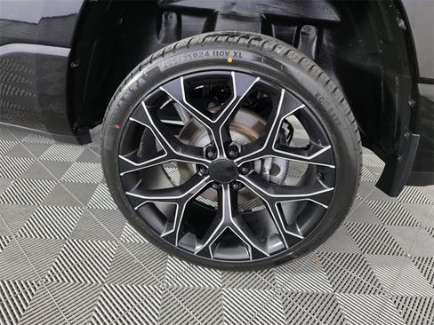 Used 2022 RAM 1500 Big Horn image 18