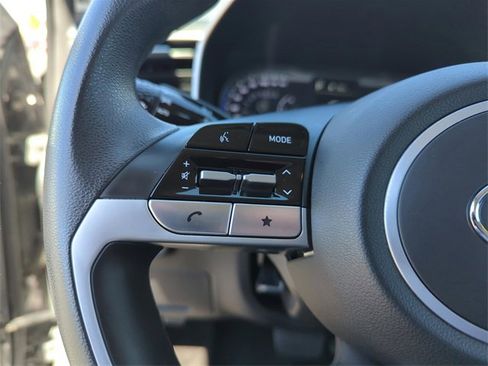 Used 2024 Hyundai Tucson SE image 35