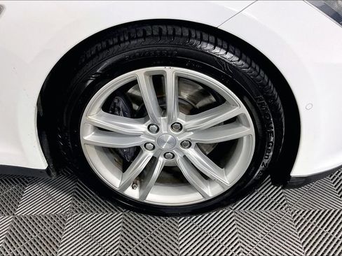 Used 2015 Tesla Model S 70D AWD/4WD image 8