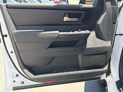 New 2026 Toyota Tundra SR5 AWD/4WD image 18