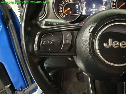 Used 2022 Jeep Gladiator Sport image 27