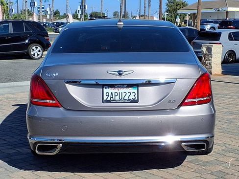 Used 2018 Genesis G90 5.0 Ultimate RWD image 6