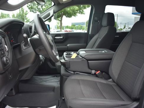 Used 2026 Chevrolet Silverado 1500 Custom AWD/4WD image 16