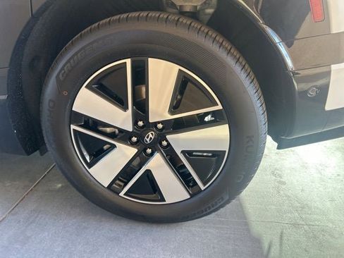 New 2026 Hyundai Ioniq 9 SEL w/ Tow & Go Package image 40