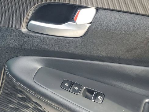 Used 2019 Hyundai Santa Fe Limited image 49