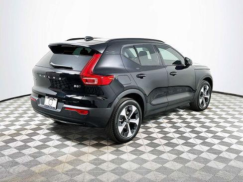 Used 2025 Volvo XC40 B5 Plus w/ Protection Package Premier image 6
