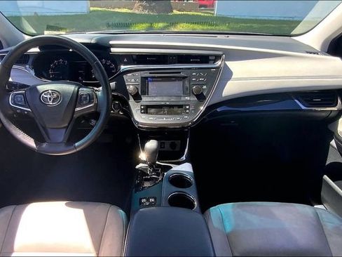 Used 2014 Toyota Avalon XLE Premium image 15