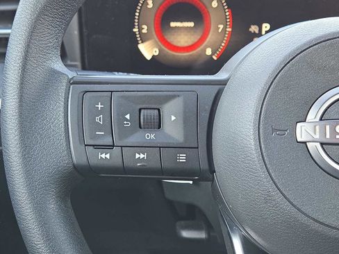 Used 2025 Nissan Kicks SV image 25