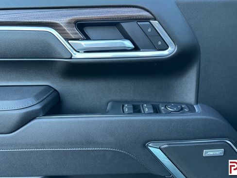 Certified 2025 Chevrolet Silverado 1500 LT Trail Boss w/ Convenience Package II image 12