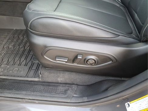 New 2026 Jeep Grand Cherokee L Limited image 13