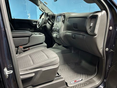 Used 2022 Chevrolet Silverado 1500 Custom Trail Boss AWD/4WD image 45