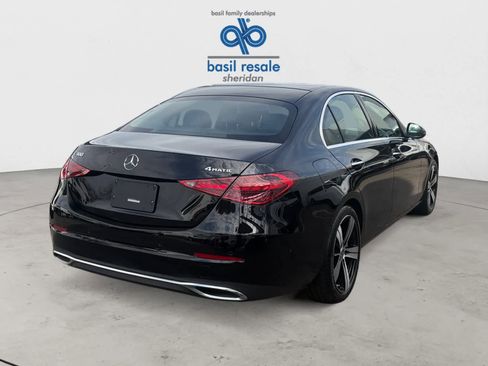 Used 2025 Mercedes-Benz C 300 4MATIC Sedan image 5