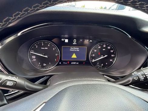 Used 2023 Buick Envision Avenir image 30