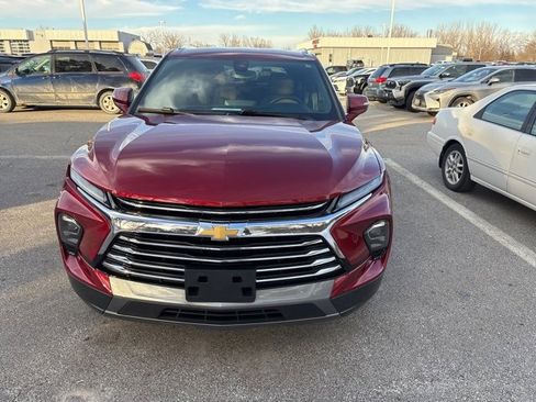 Used 2023 Chevrolet Blazer Premier image 1