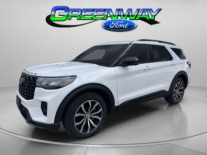 New 2026 Ford Explorer ST-Line w/ Premium Package
