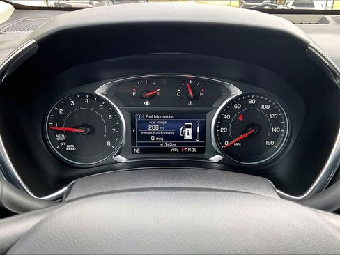 Used 2024 Chevrolet Equinox LT image 20