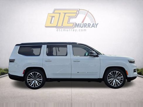 Used 2025 Jeep Grand Wagoneer 4WD w/ 8-Passenger Seating Package image 4