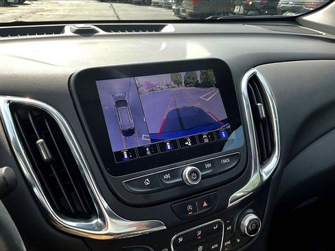 Used 2023 Chevrolet Equinox LT AWD/4WD image 14