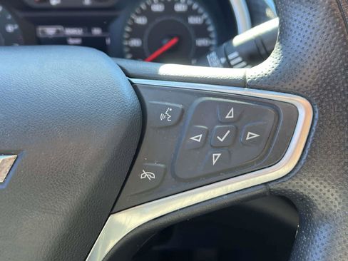 Used 2022 Chevrolet Malibu LT image 24