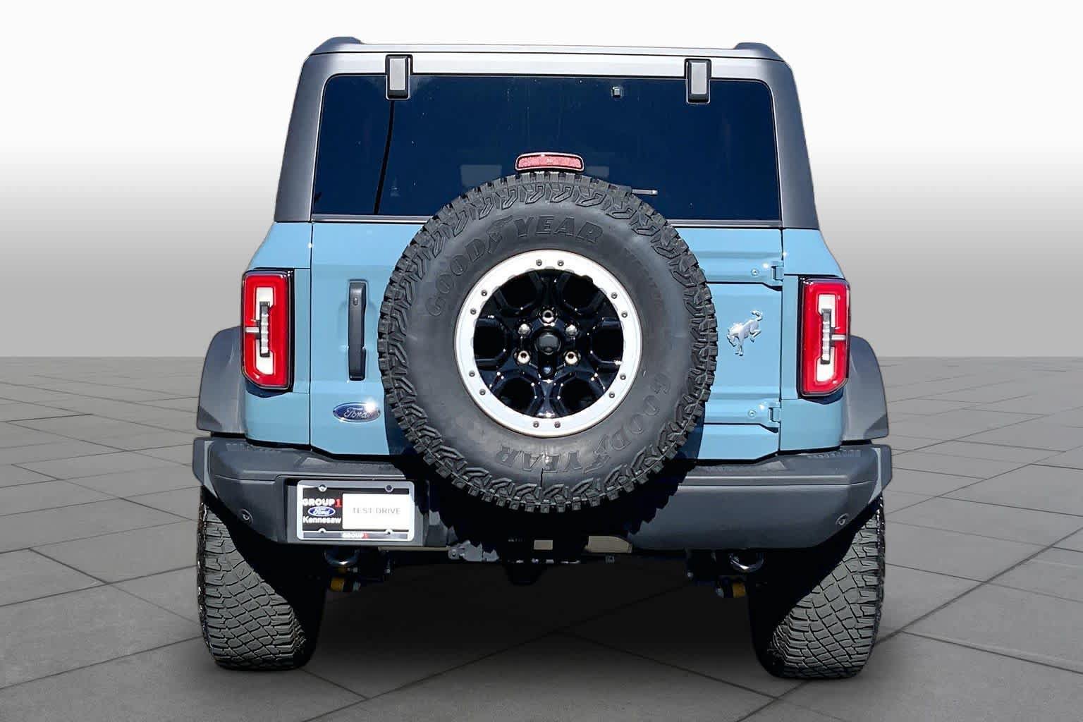 Used 2023 Ford Bronco Badlands w/ Sasquatch Package AWD/4WD image 5