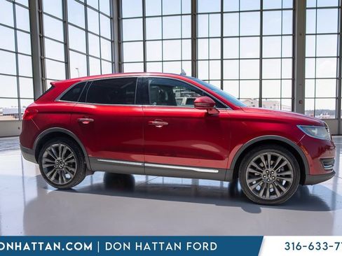 Used 2016 Lincoln MKX Reserve w/ Technology Package AWD/4WD image 31