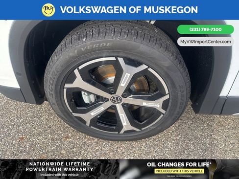 New 2026 Volkswagen Tiguan SE AWD/4WD image 9
