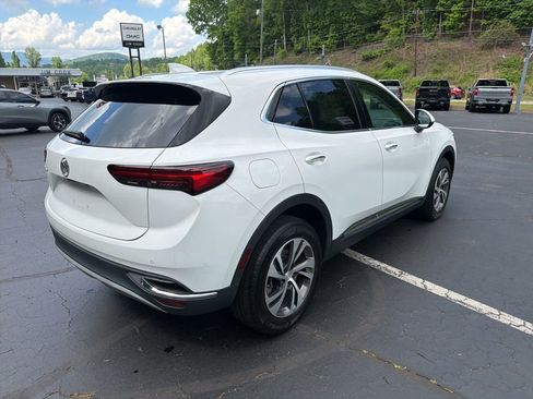 Used 2021 Buick Envision Essence w/ Technology Package I FWD image 4