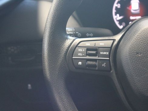 Used 2023 Honda HR-V LX image 23