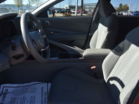 Used 2023 Hyundai Elantra Blue w/ Preferred Accessory Package image 13