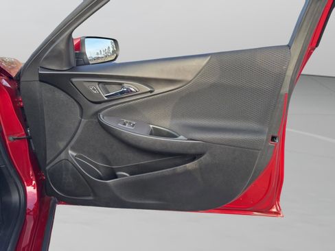 Used 2024 Chevrolet Malibu LT image 33