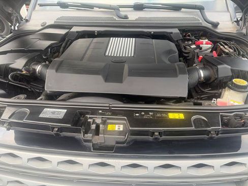 Used 2016 Land Rover LR4 HSE AWD/4WD image 13