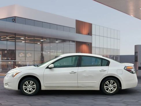 Used 2012 Nissan Altima 2.5 S w/ 20th Anniversary Pkg image 5