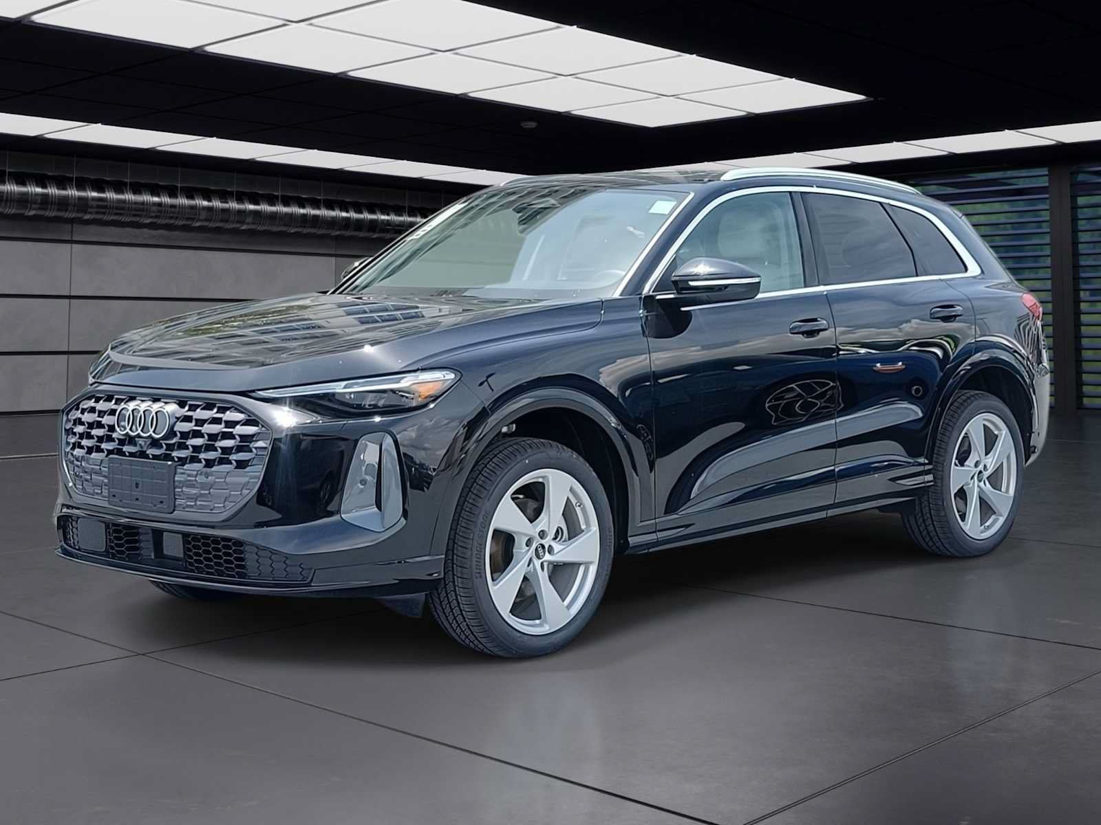 New 2026 Audi Q5 Premium Plus AWD/4WD image 1