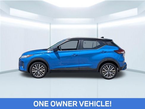 Certified 2023 Nissan Kicks SV FWD image 2