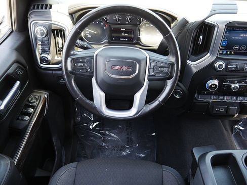Used 2021 GMC Sierra 1500 Elevation w/ X31 Off-Road Package AWD/4WD image 17