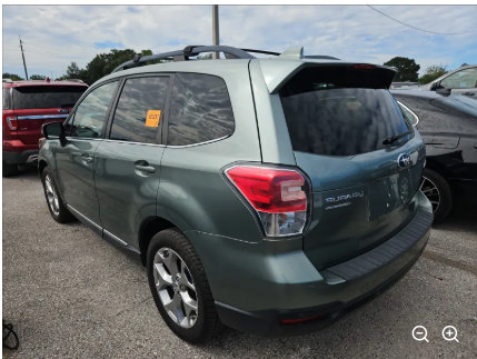 Used 2018 Subaru Forester 2.5i Touring AWD/4WD image 3