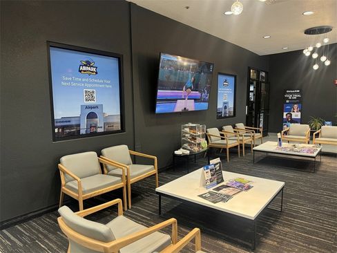 New 2025 Jeep Gladiator Mojave image 25