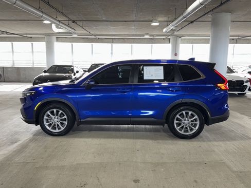 Used 2023 Honda CR-V EX image 5