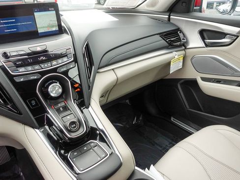 Certified 2025 Acura RDX w/ Technology Package image 22