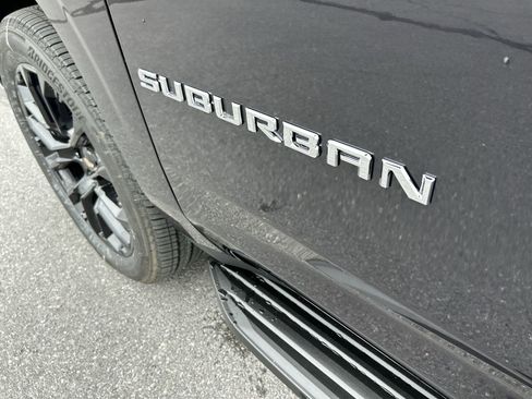 New 2026 Chevrolet Suburban Premier AWD/4WD image 12
