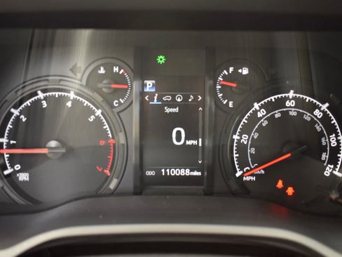 Used 2020 Toyota 4Runner SR5 Premium AWD/4WD image 20