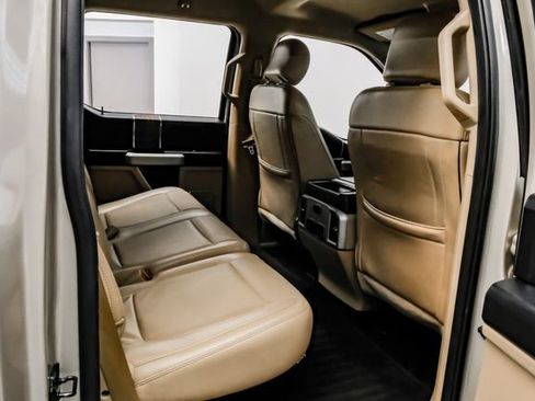 Used 2017 Ford F150 Lariat RWD image 35