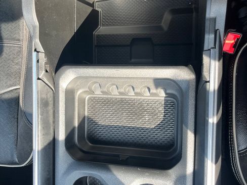 Used 2024 RAM 2500 Laramie w/ Sport Appearance Package image 31