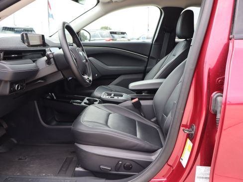 Used 2025 Ford Mustang Mach-E Premium AWD/4WD image 9